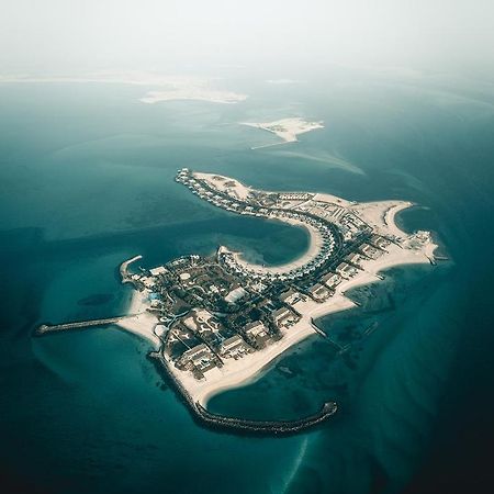 Hotel Nurai Island, Saadiyat Abu Zabi Zewnętrze zdjęcie Aerial view of the island